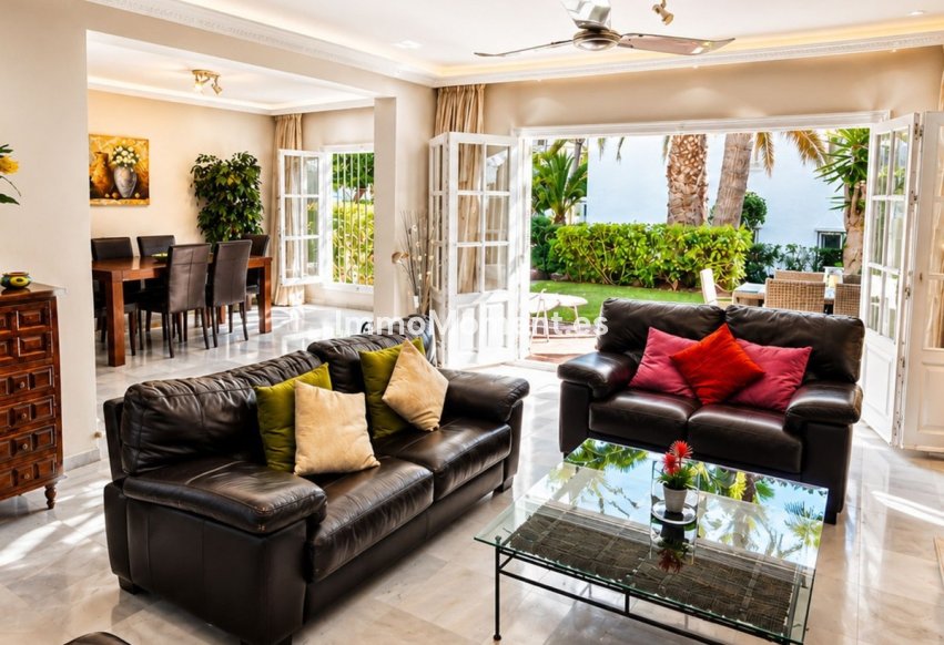 Revente - Appartement - Estepona  - Estepona Centro