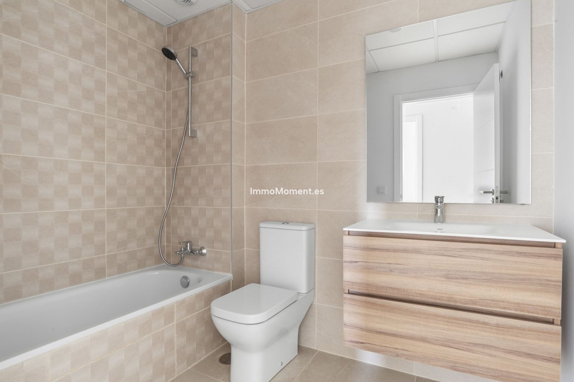 Revente - Appartement - Estepona  - Estepona Centro