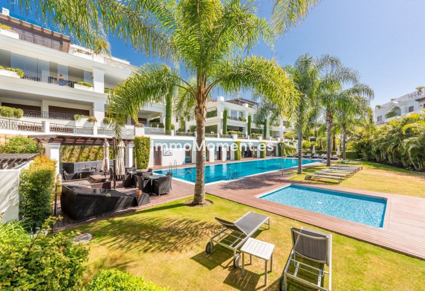 Revente - Appartement - Estepona  - Estepona Centro