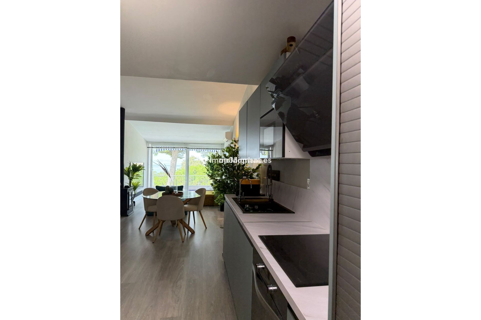 Revente - Appartement - Estepona  - Estepona Centro