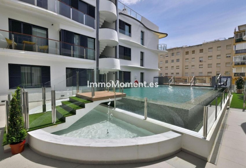Revente - Appartement - Estepona  - Estepona Centro