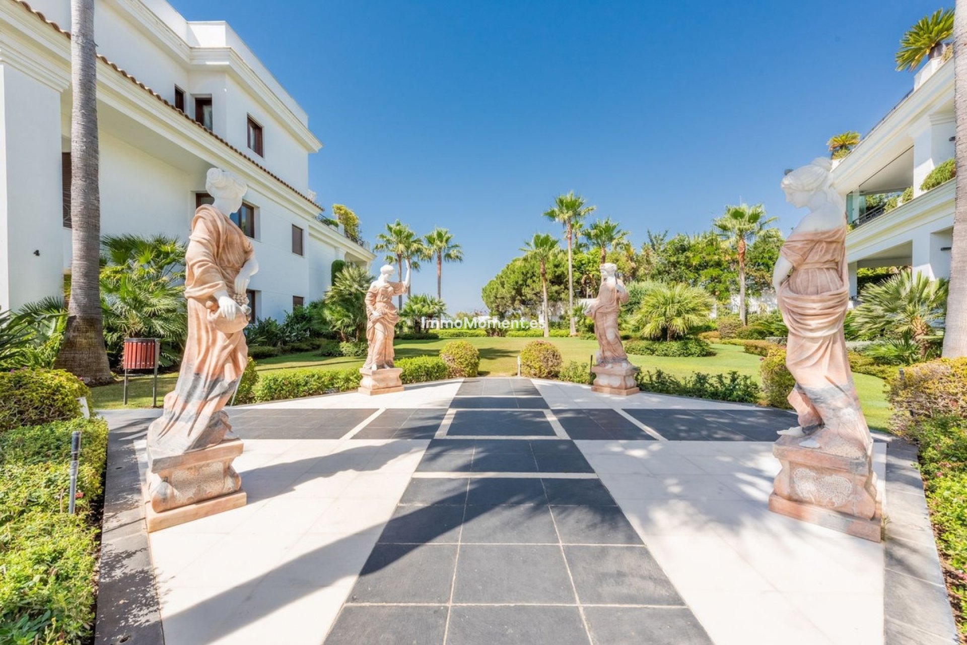 Revente - Appartement - Estepona  - Estepona Centro