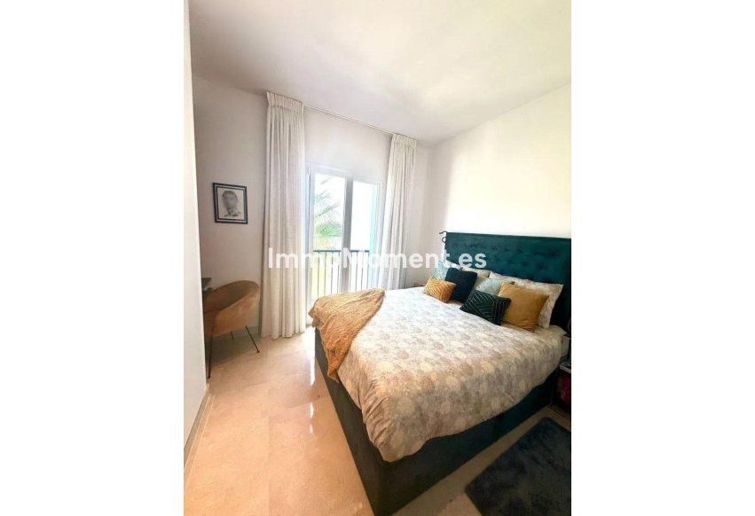 Revente - Appartement - Estepona  - New Golden Mile