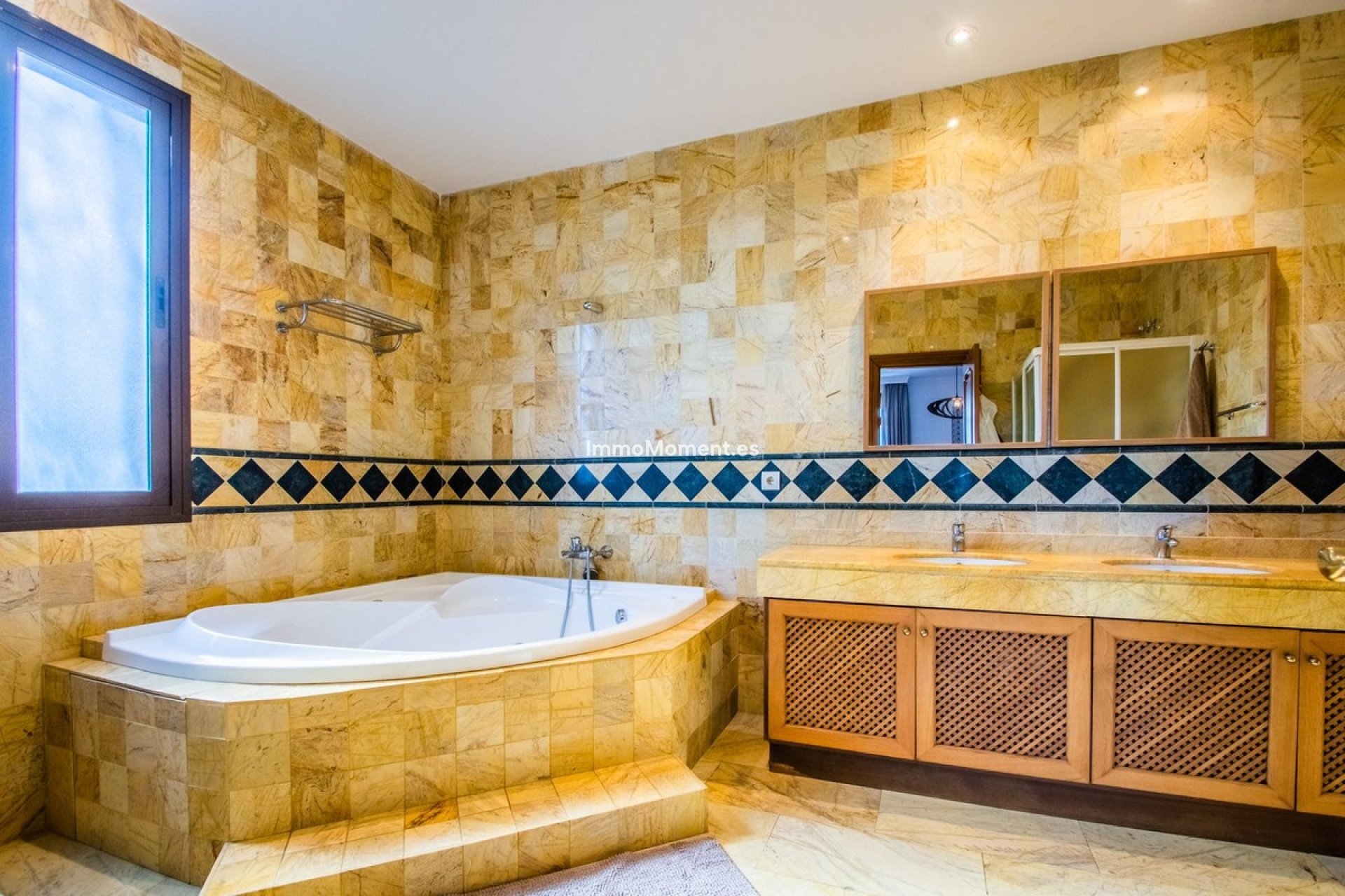 Revente - Appartement - Estepona  - New Golden Mile