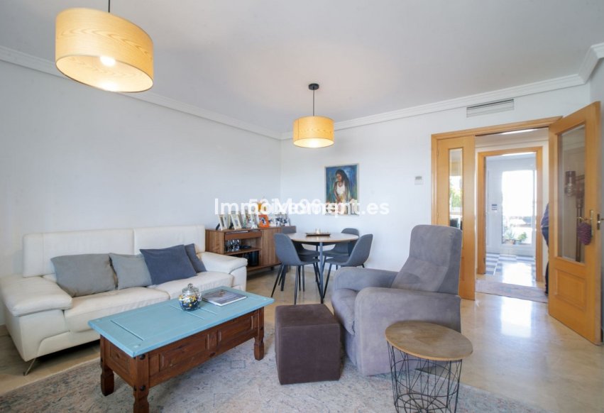 Revente - Appartement - Estepona  - Selwo
