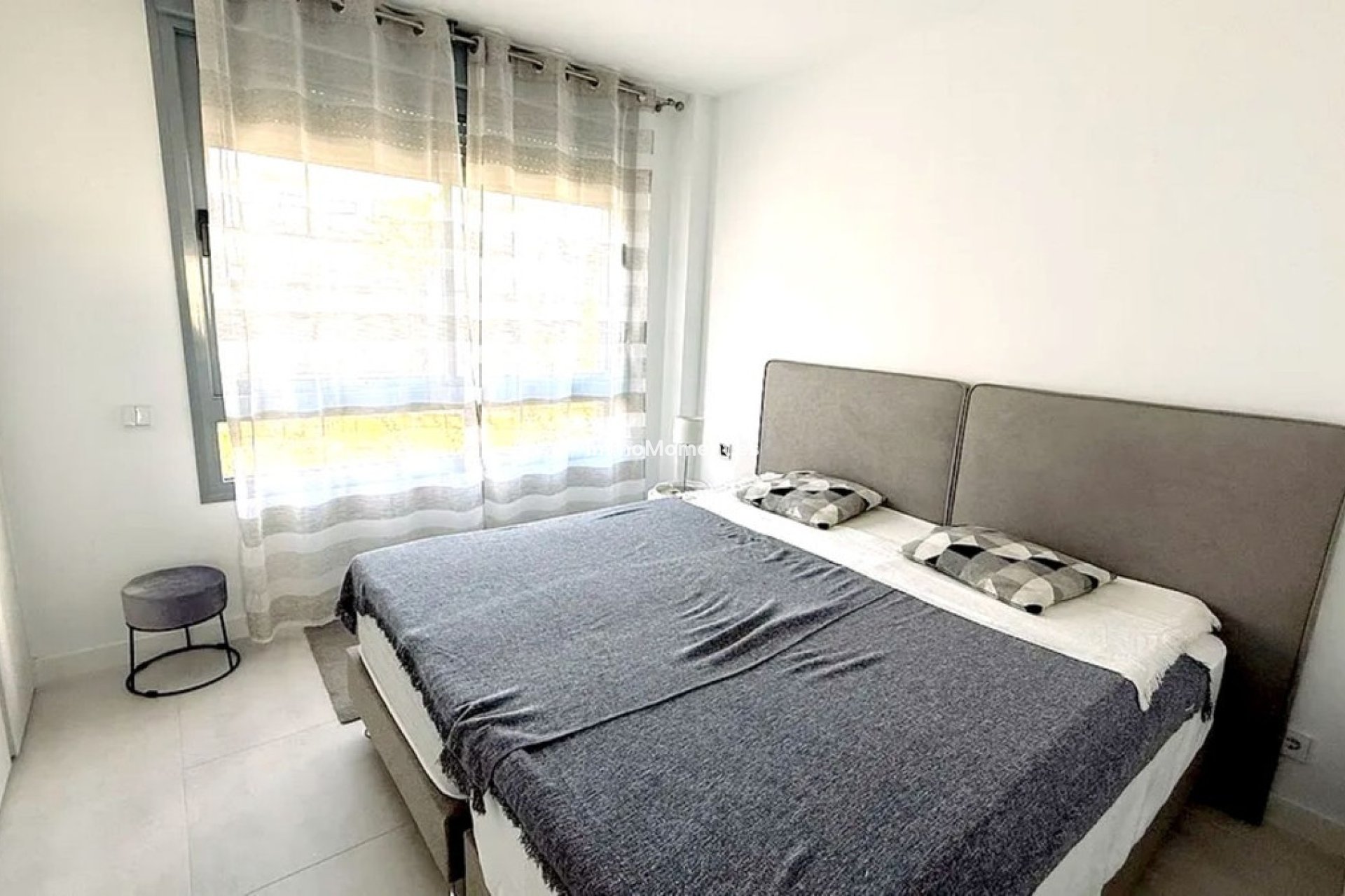 Revente - Appartement - Estepona  - Selwo