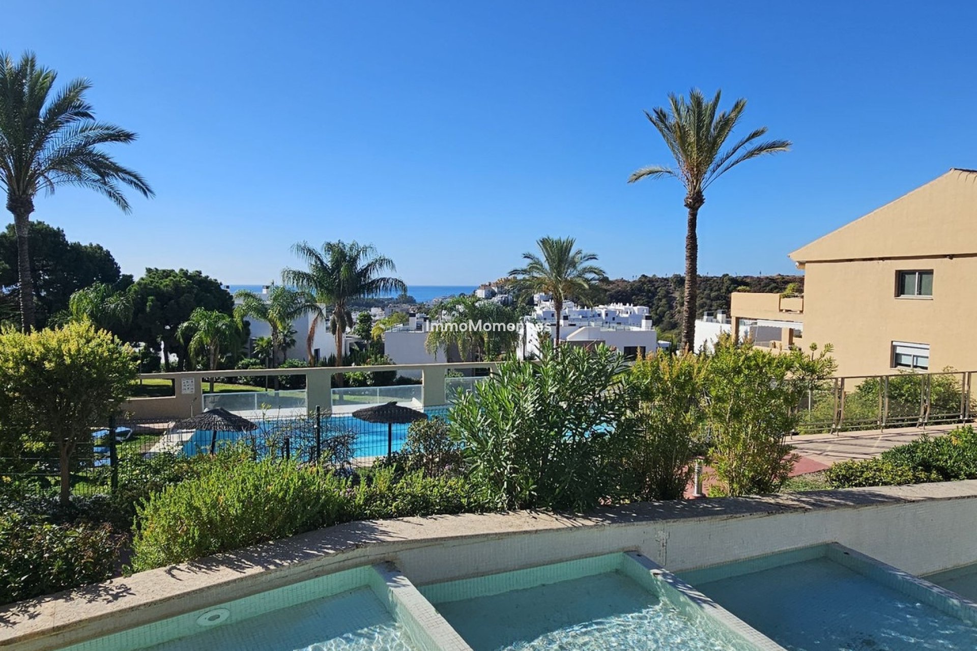 Revente - Appartement - Estepona  - Selwo