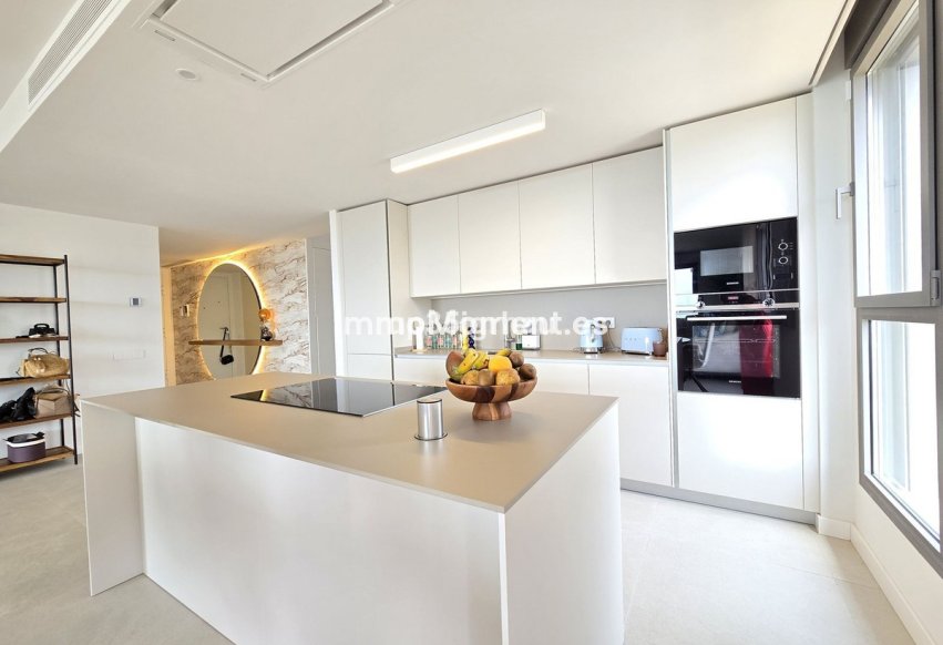 Revente - Appartement - Estepona  - Selwo