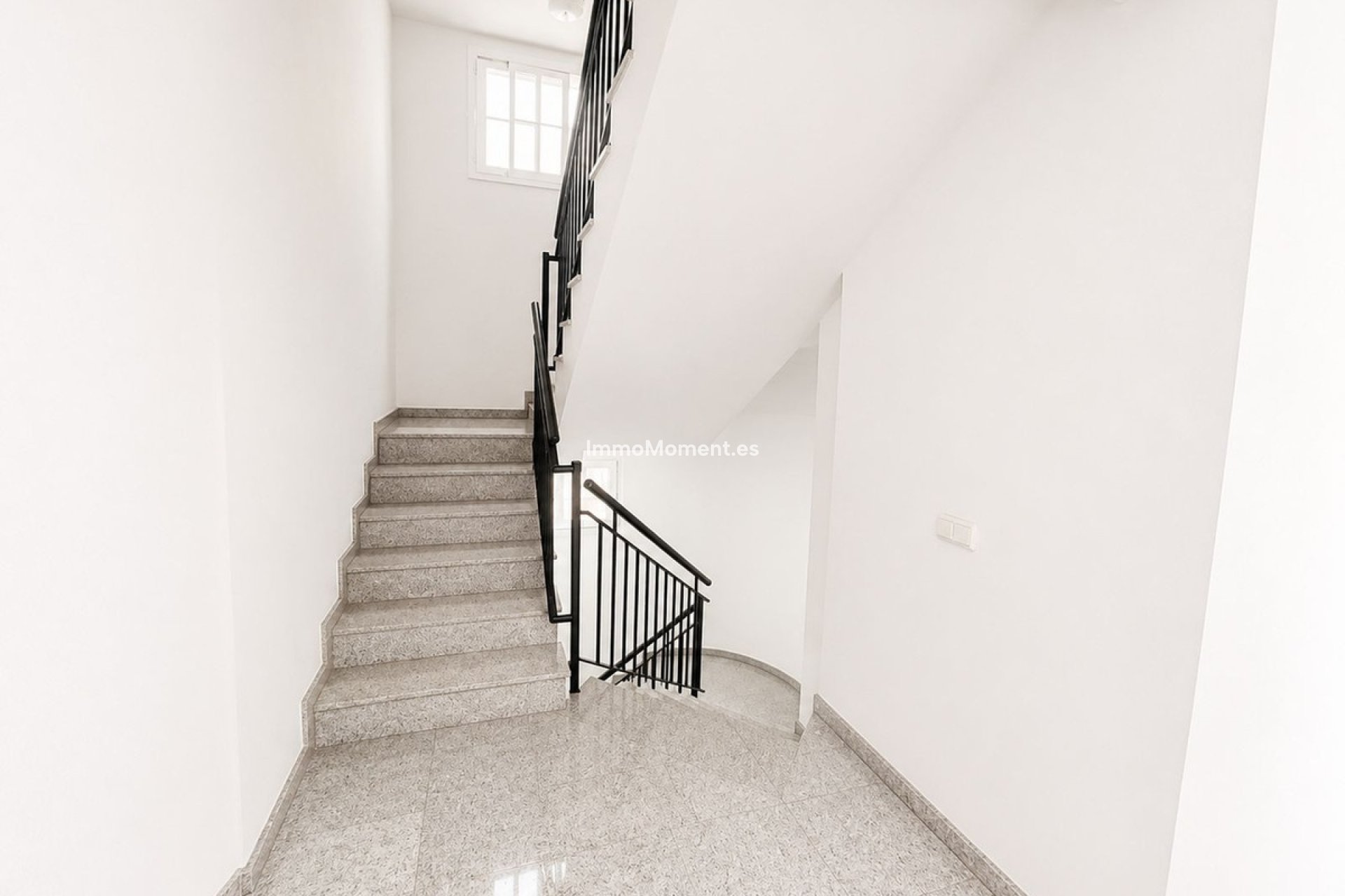 Revente - Appartement - Intérieur                       - Guaro