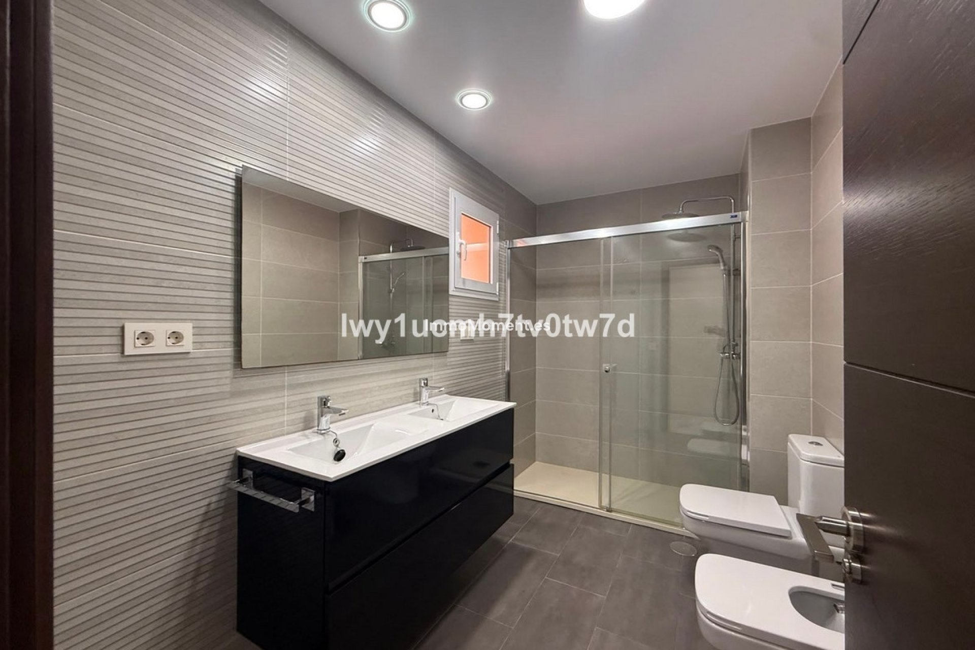Revente - Appartement - Málaga - Limonar
