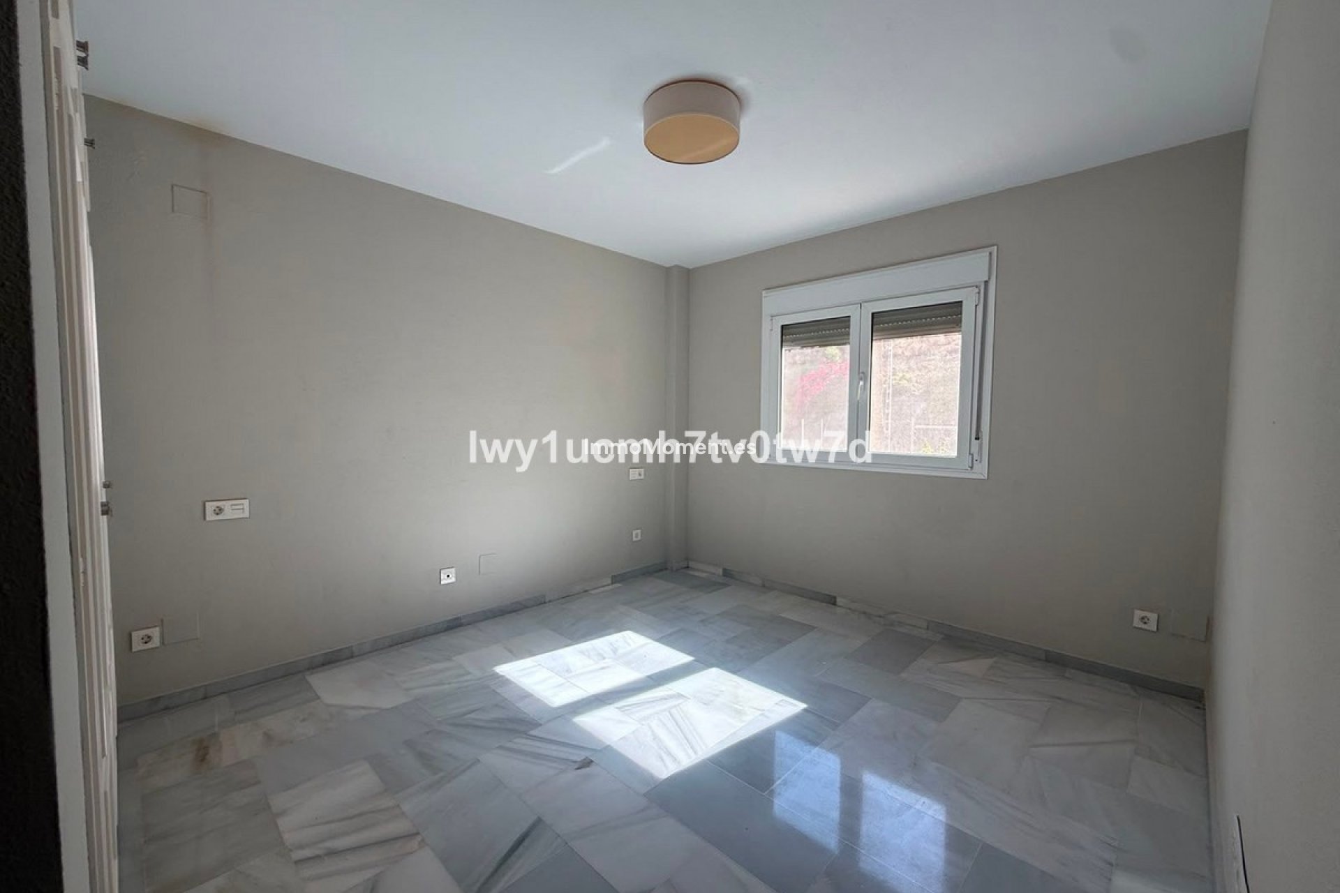 Revente - Appartement - Málaga - Limonar