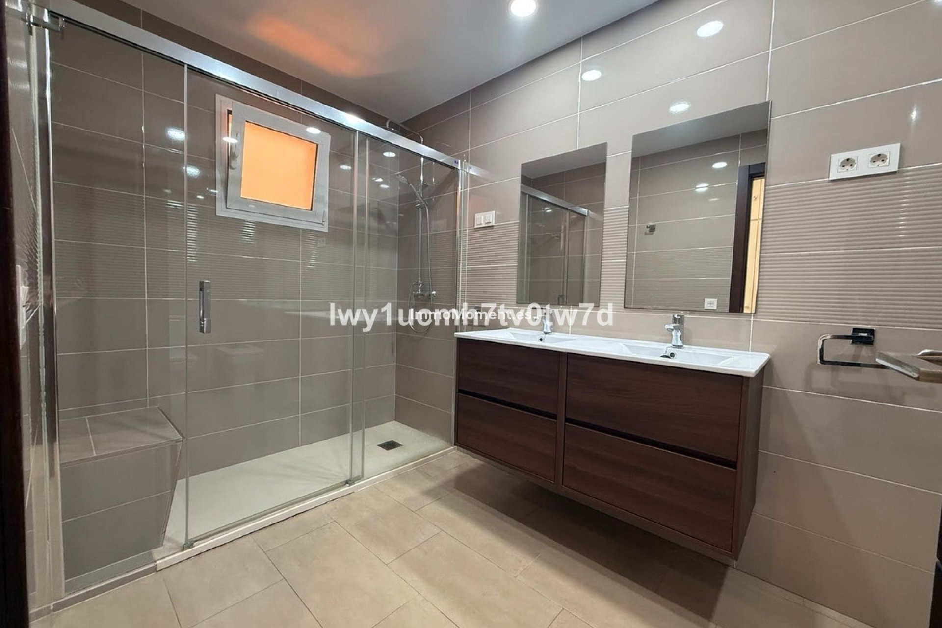 Revente - Appartement - Málaga - Limonar