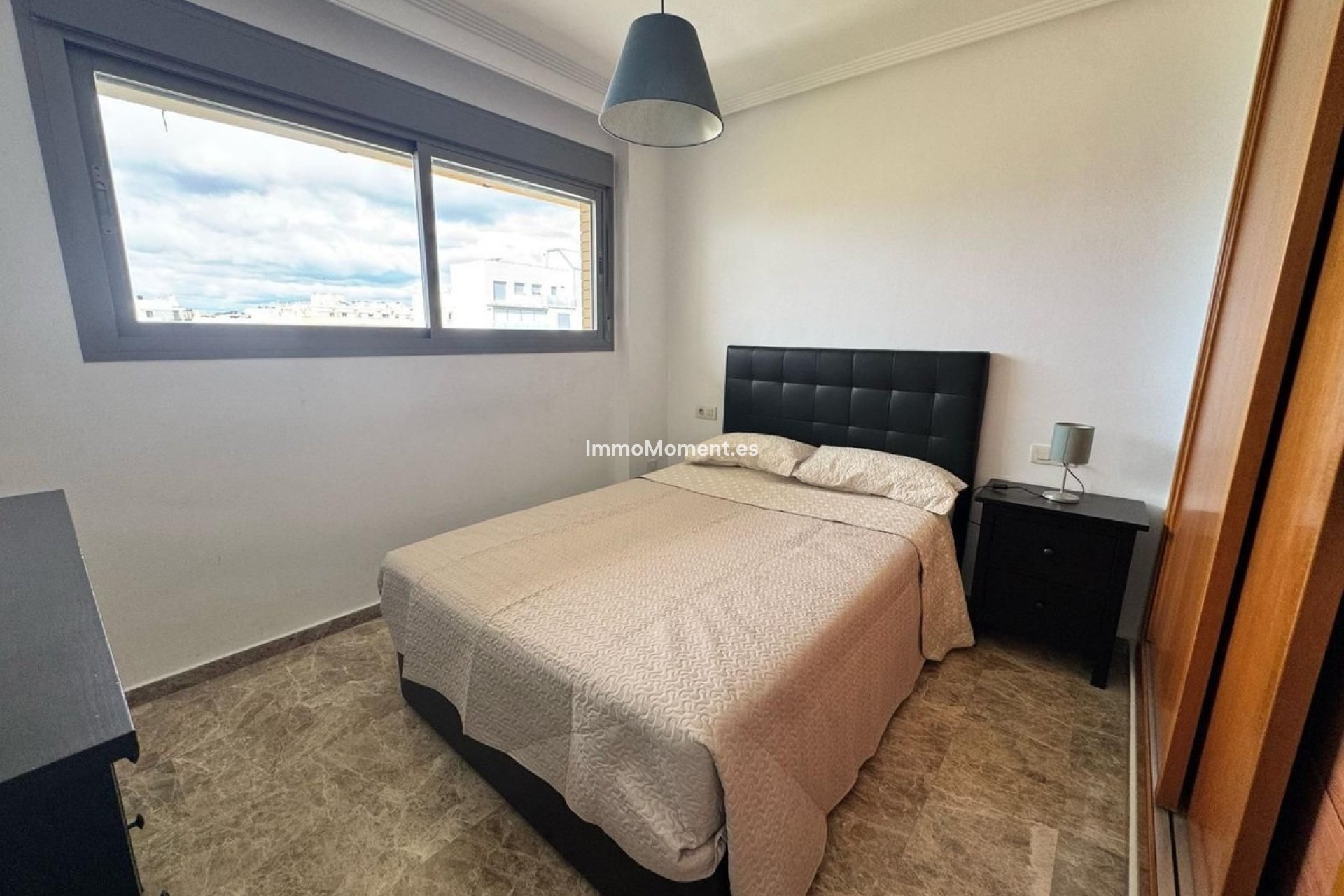 Revente - Appartement - Málaga - Teatinos