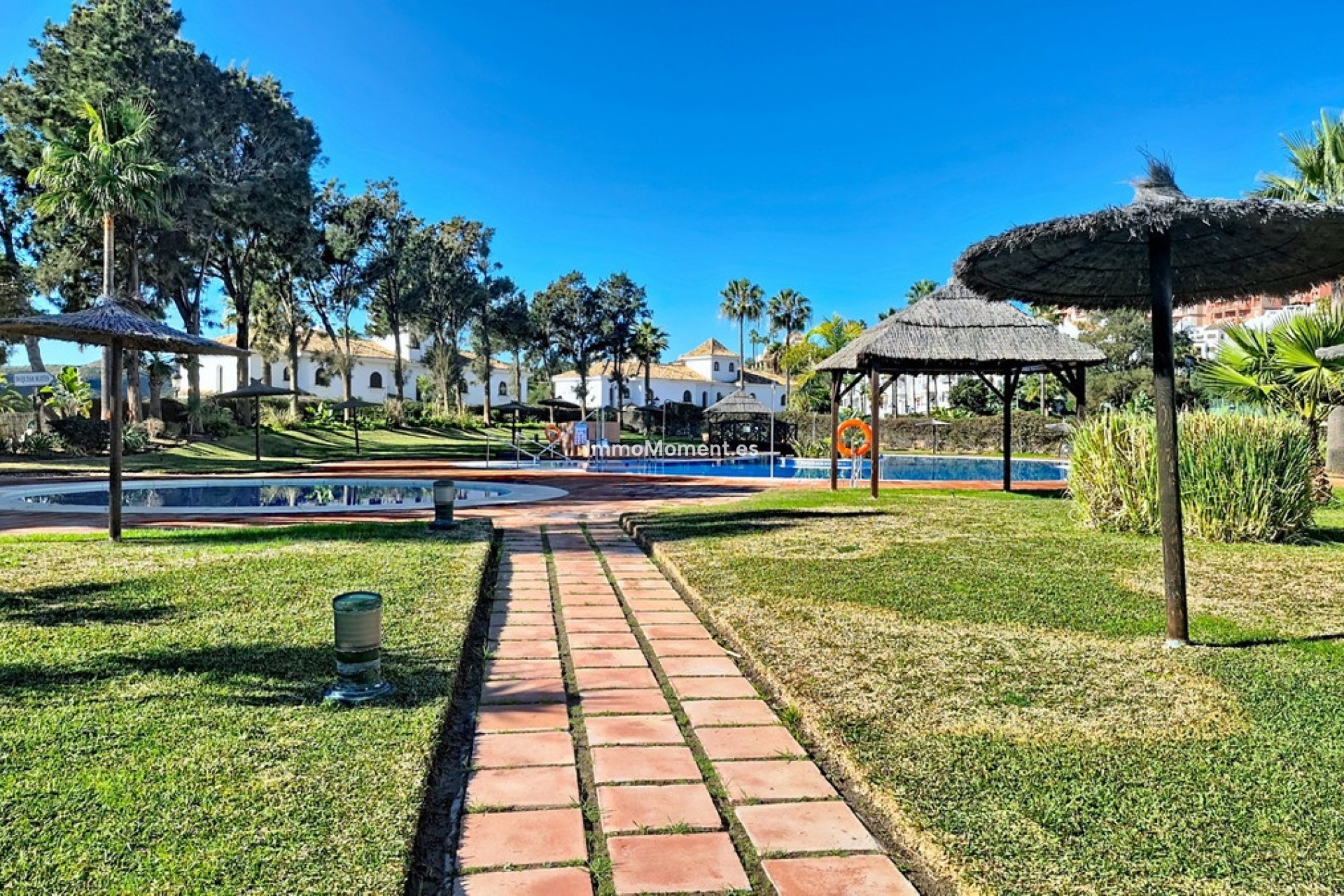 Revente - Appartement - Manilva - La Duquesa