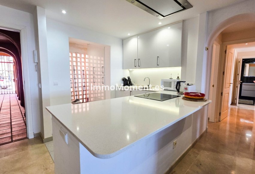 Revente - Appartement - Manilva - La Duquesa