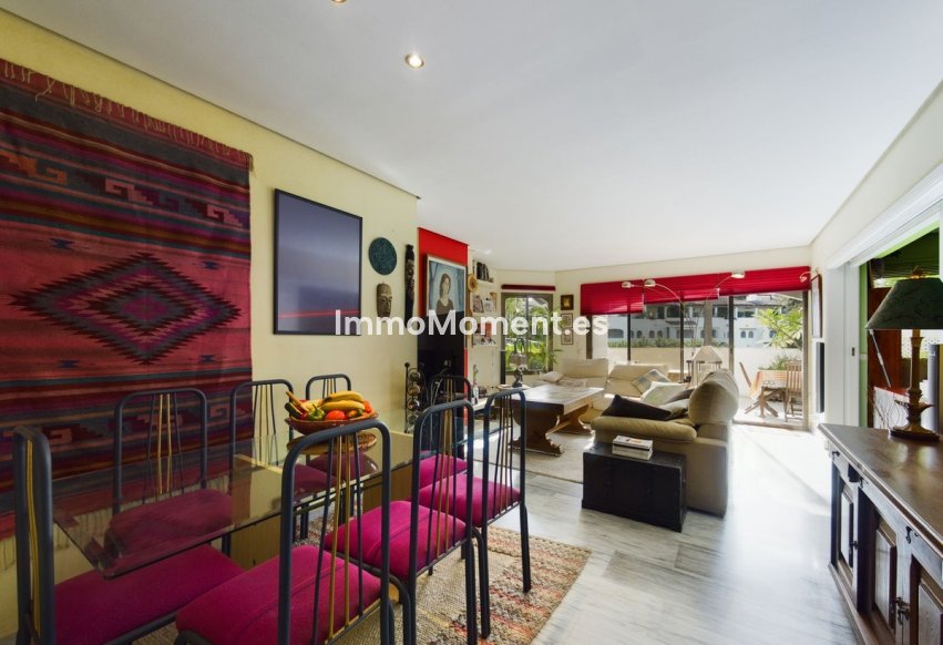 Revente - Appartement - Marbella - Elviria