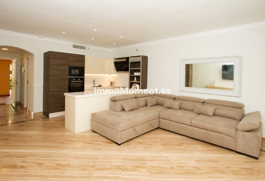 Revente - Appartement - Marbella - Elviria