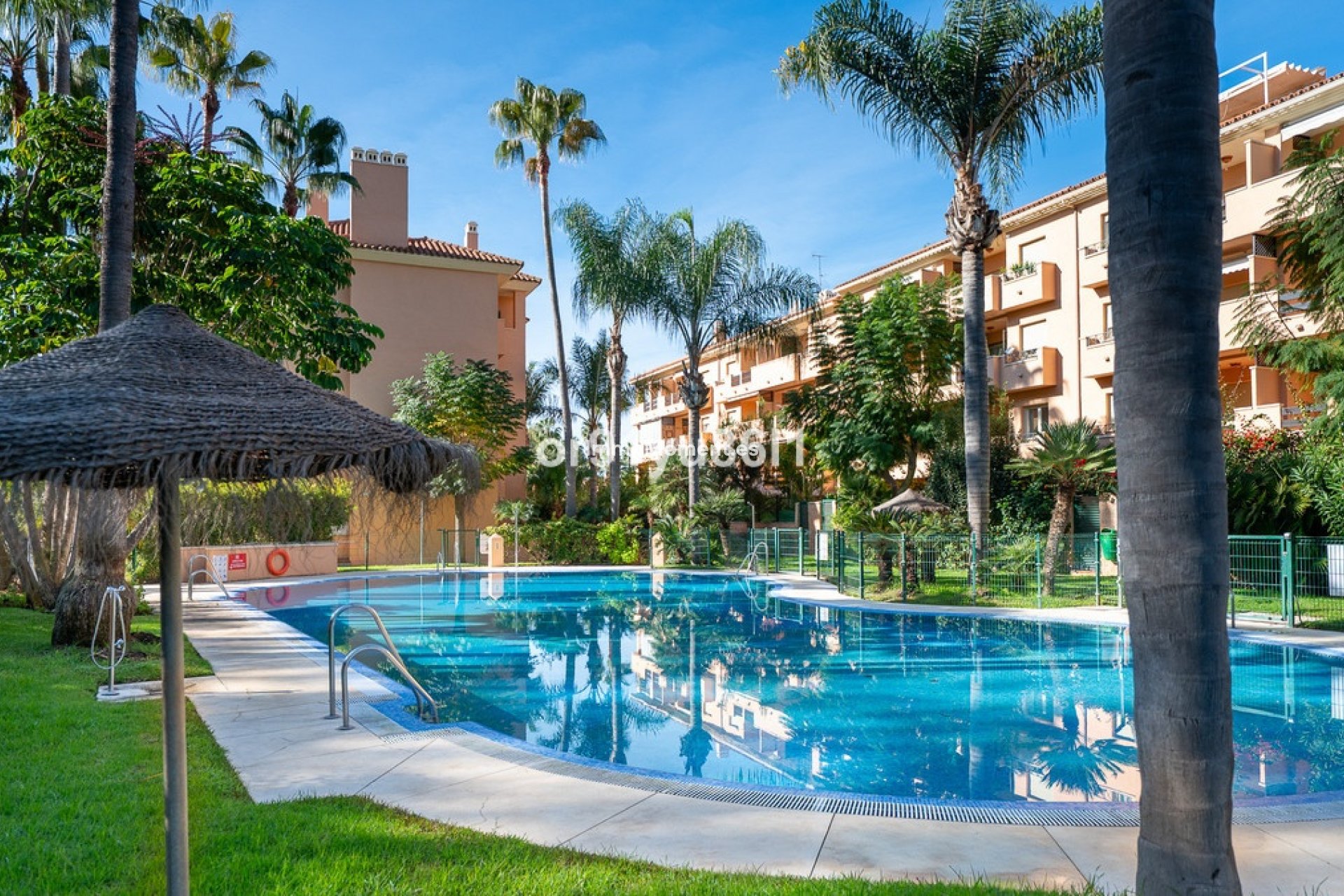 Revente - Appartement - Marbella - Marbesa