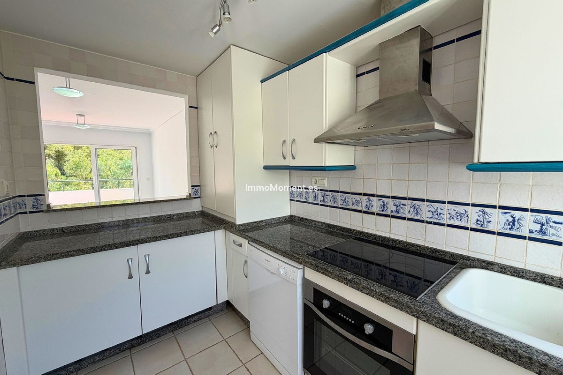 Revente - Appartement - Marbella - Nueva Andalucía