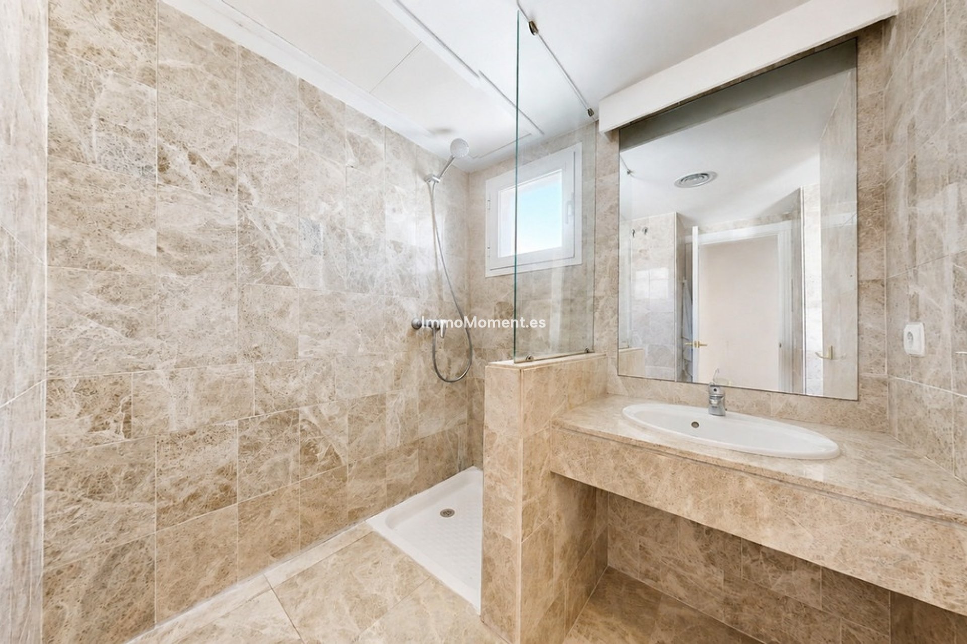 Revente - Appartement - Marbella - Nueva Andalucía
