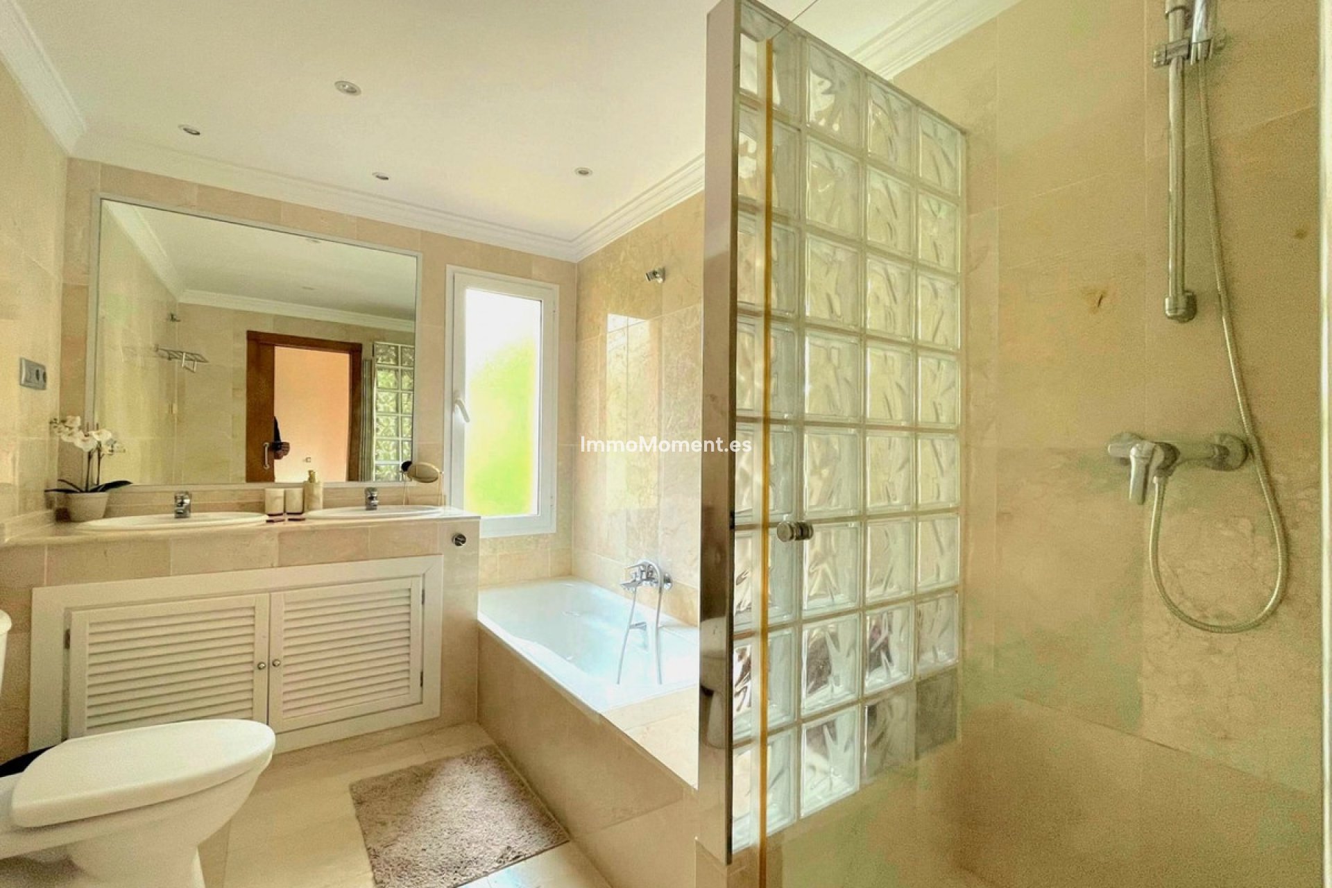 Revente - Appartement - Marbella - Nueva Andalucía