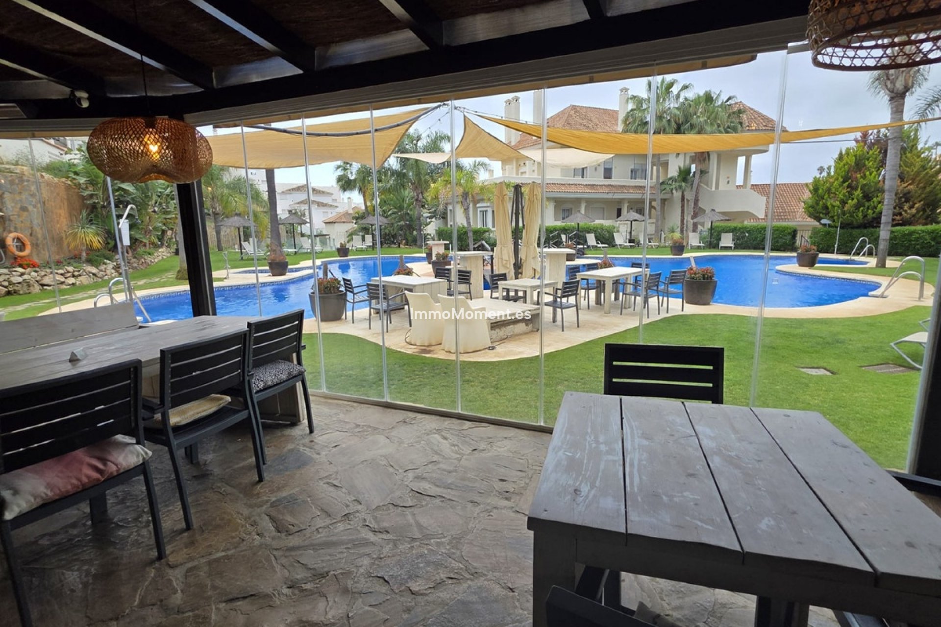 Revente - Appartement - Marbella - Nueva Andalucía