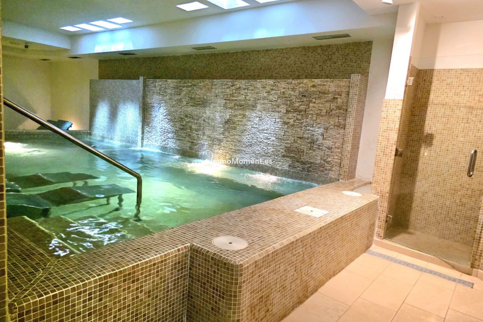 Revente - Appartement - Marbella - Nueva Andalucía