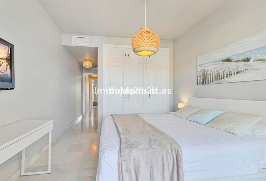 Revente - Appartement - Marbella - Nueva Andalucía