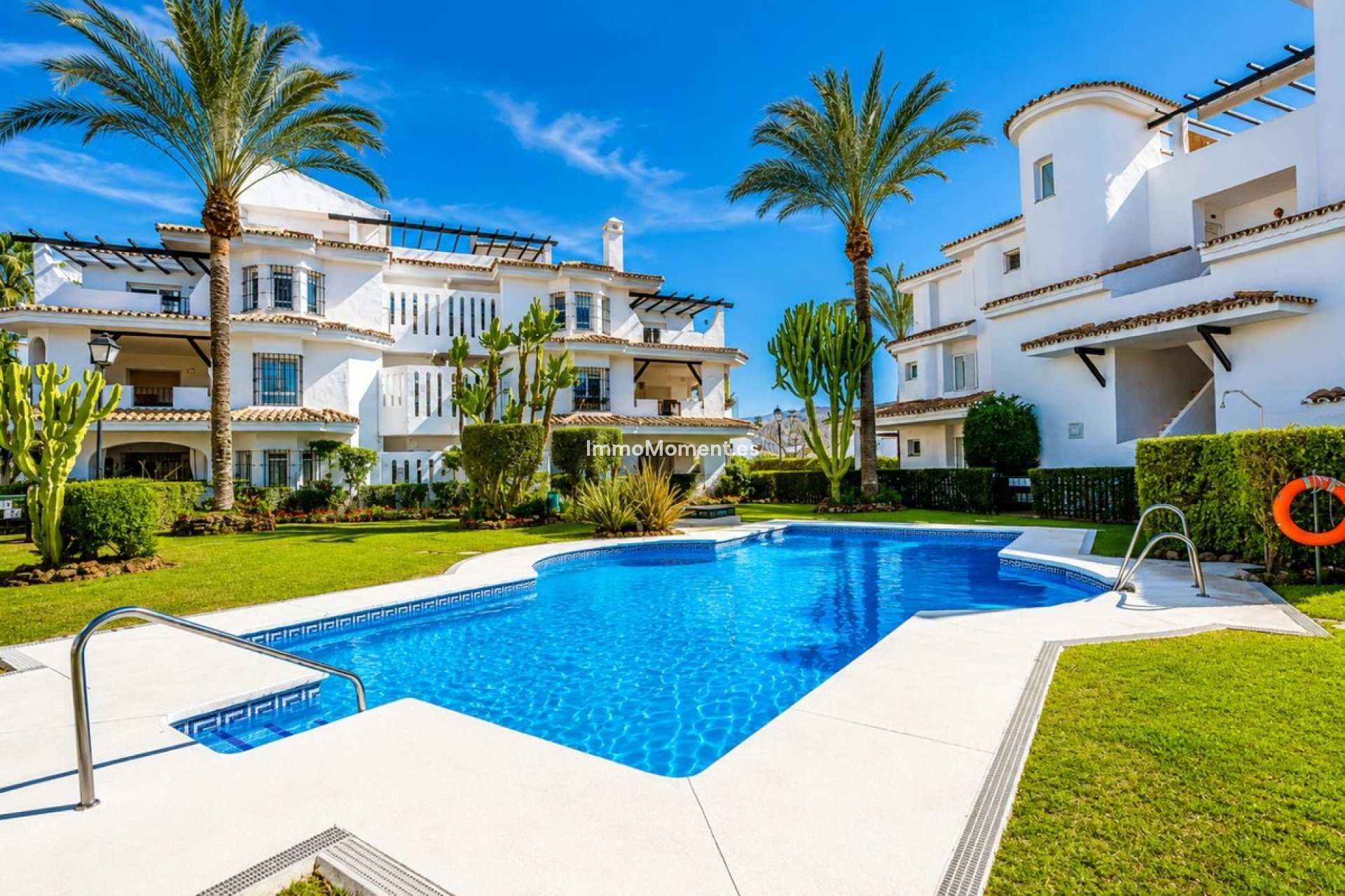 Revente - Appartement - Marbella - Nueva Andalucía