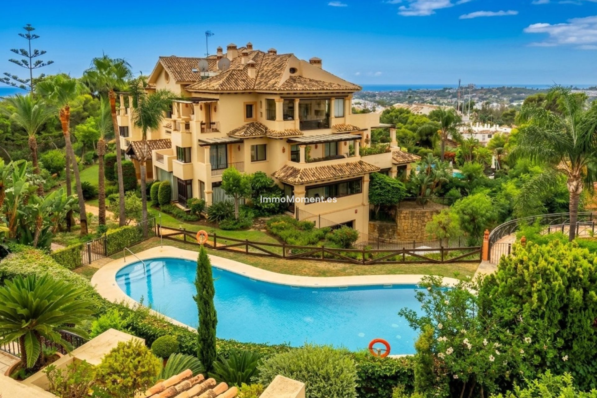Revente - Appartement - Marbella - Nueva Andalucía