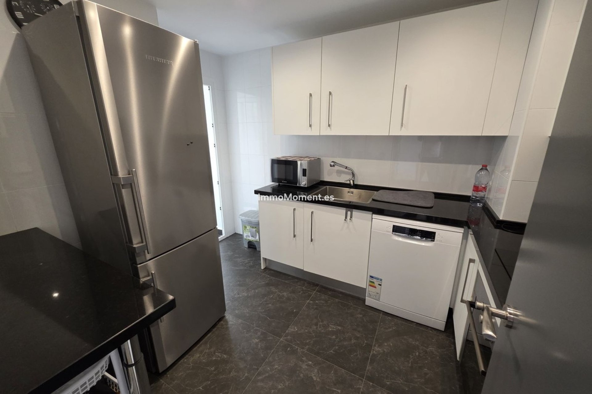 Revente - Appartement - Marbella - Nueva Andalucía