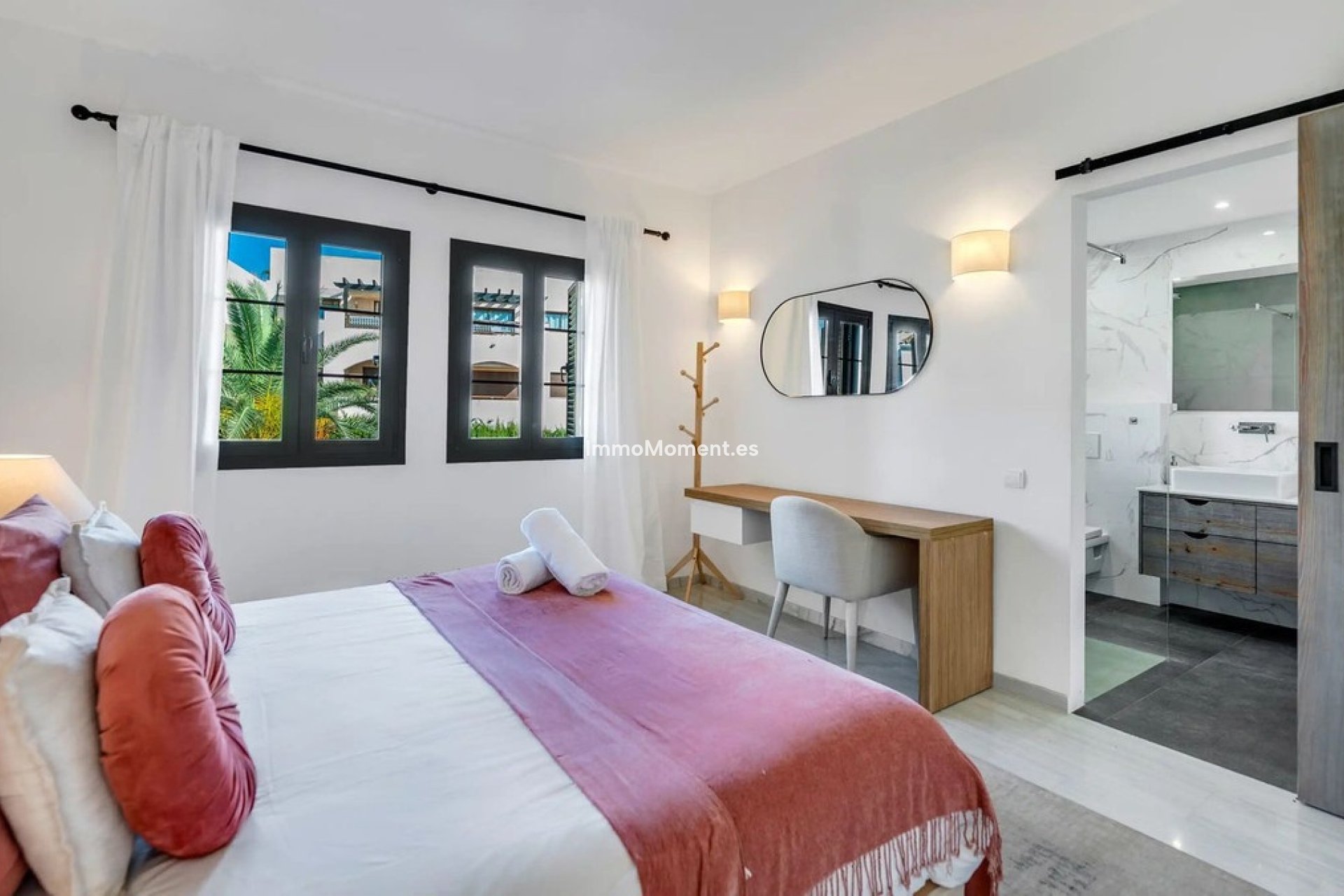 Revente - Appartement - Marbella - Nueva Andalucía