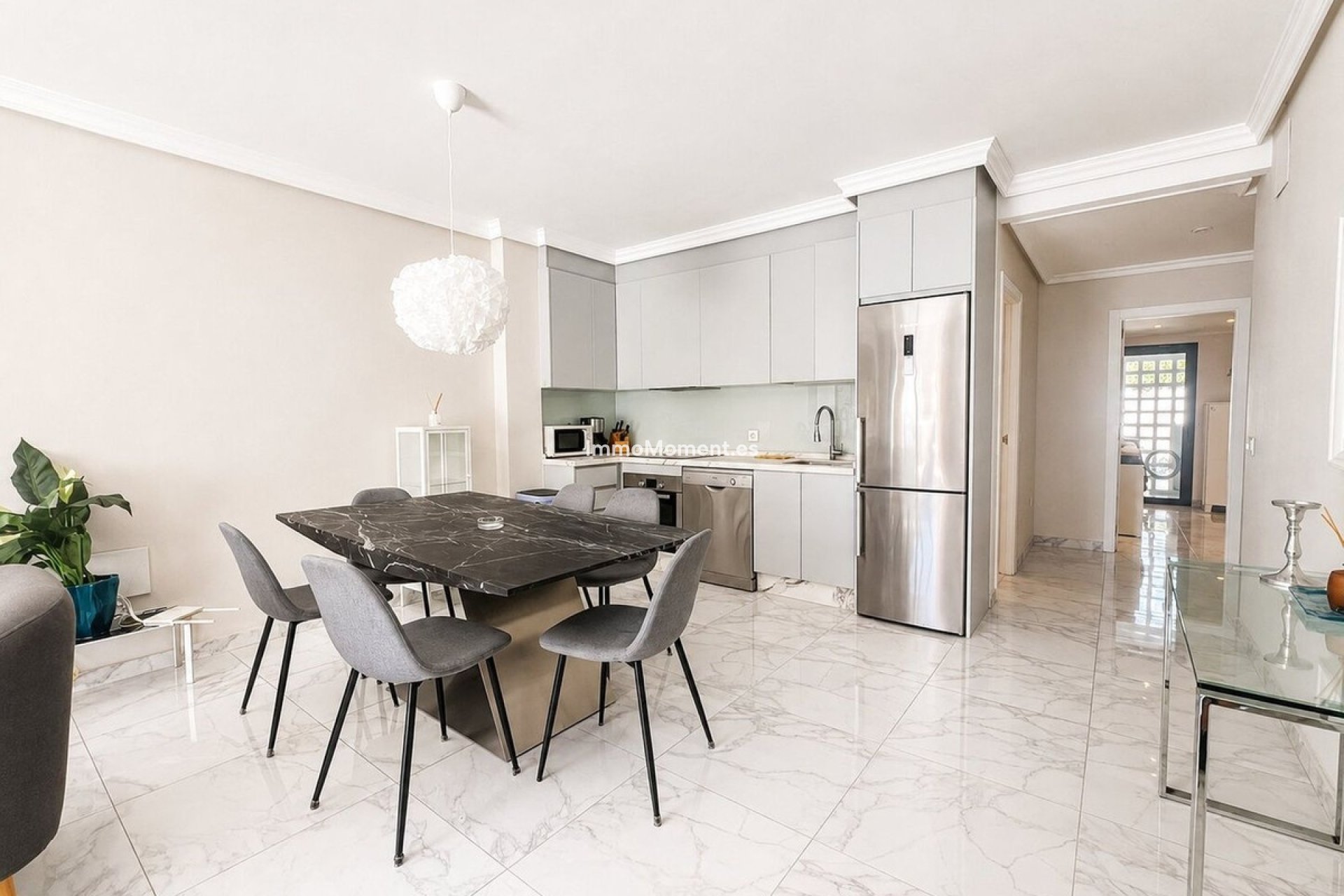 Revente - Appartement - Marbella - Nueva Andalucía