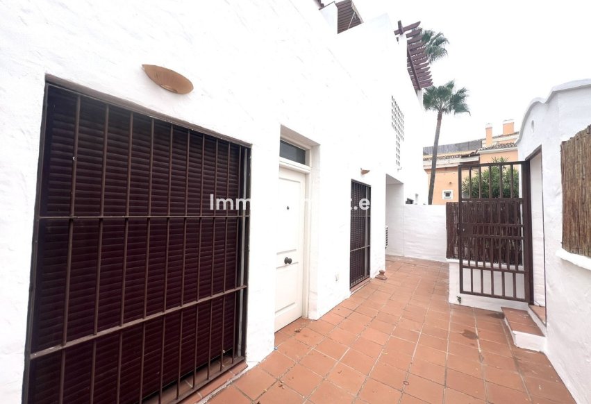 Revente - Appartement - Marbella - Nueva Andalucía