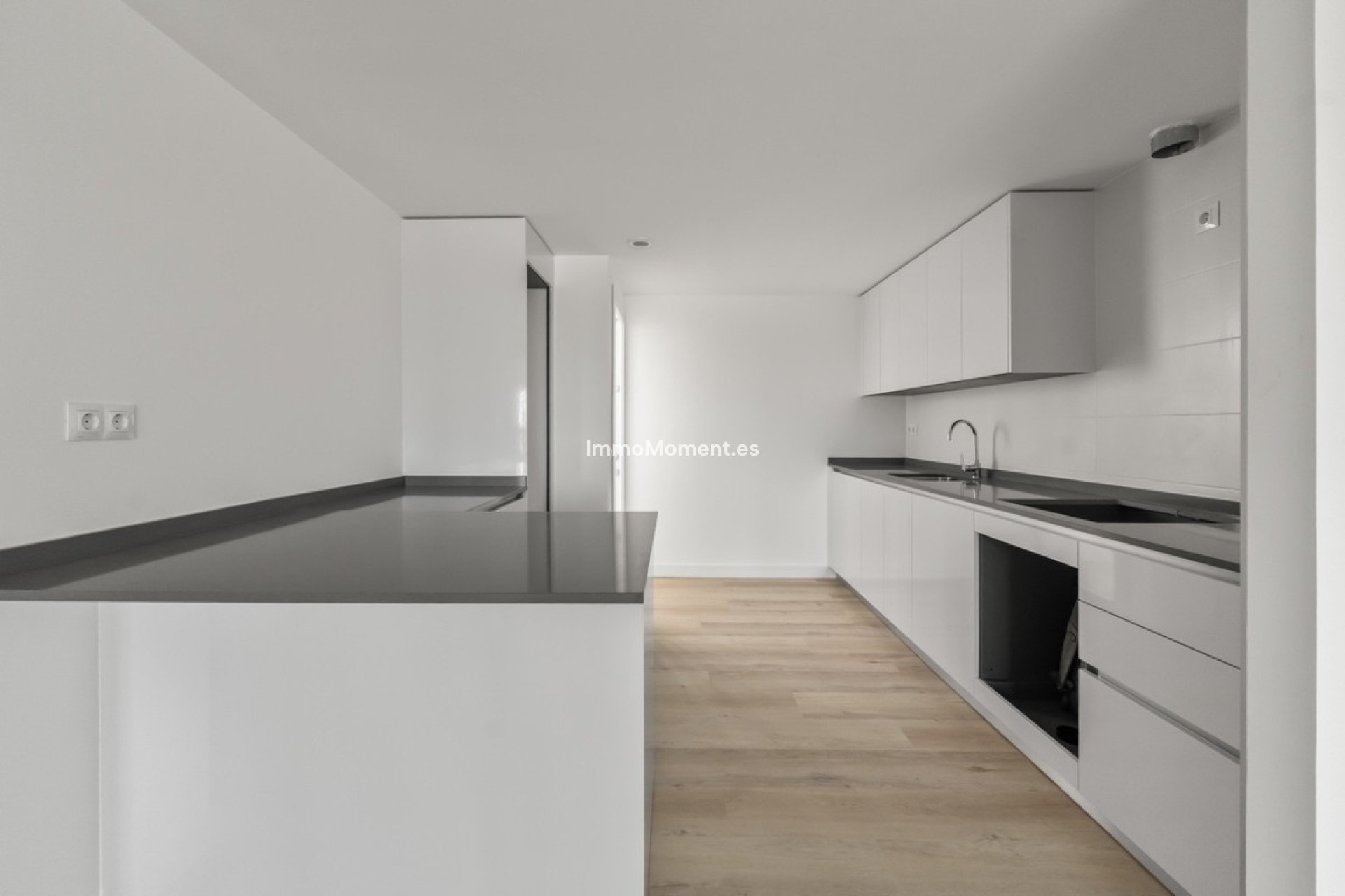 Revente - Appartement - Marbella - Nueva Andalucía