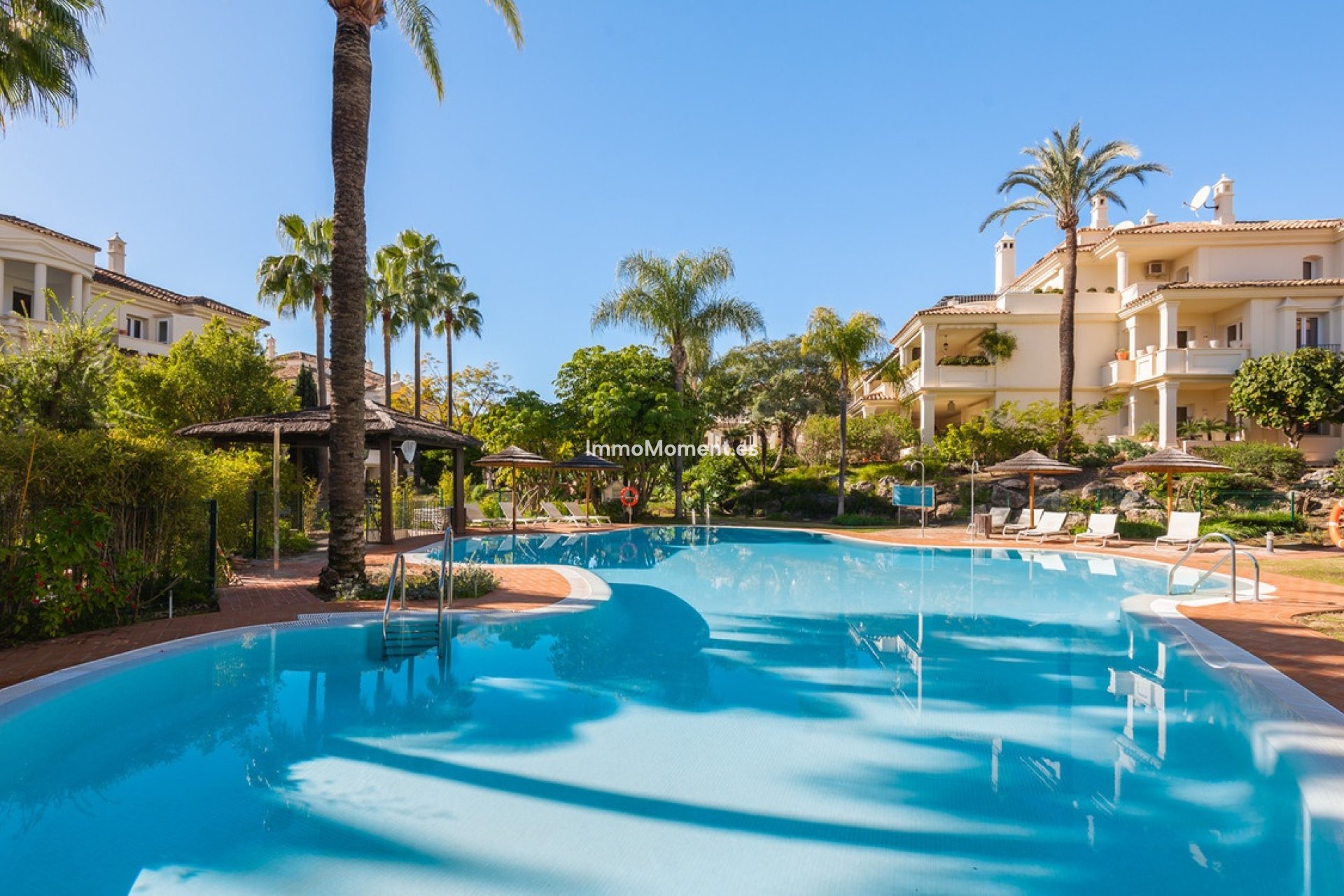 Revente - Appartement - Marbella - Nueva Andalucía