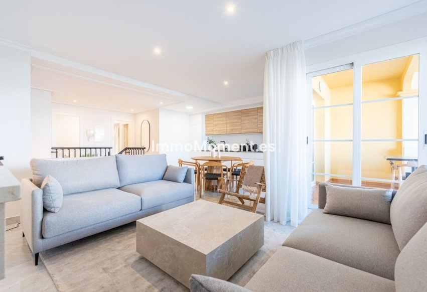 Revente - Appartement - Marbella - Nueva Andalucía