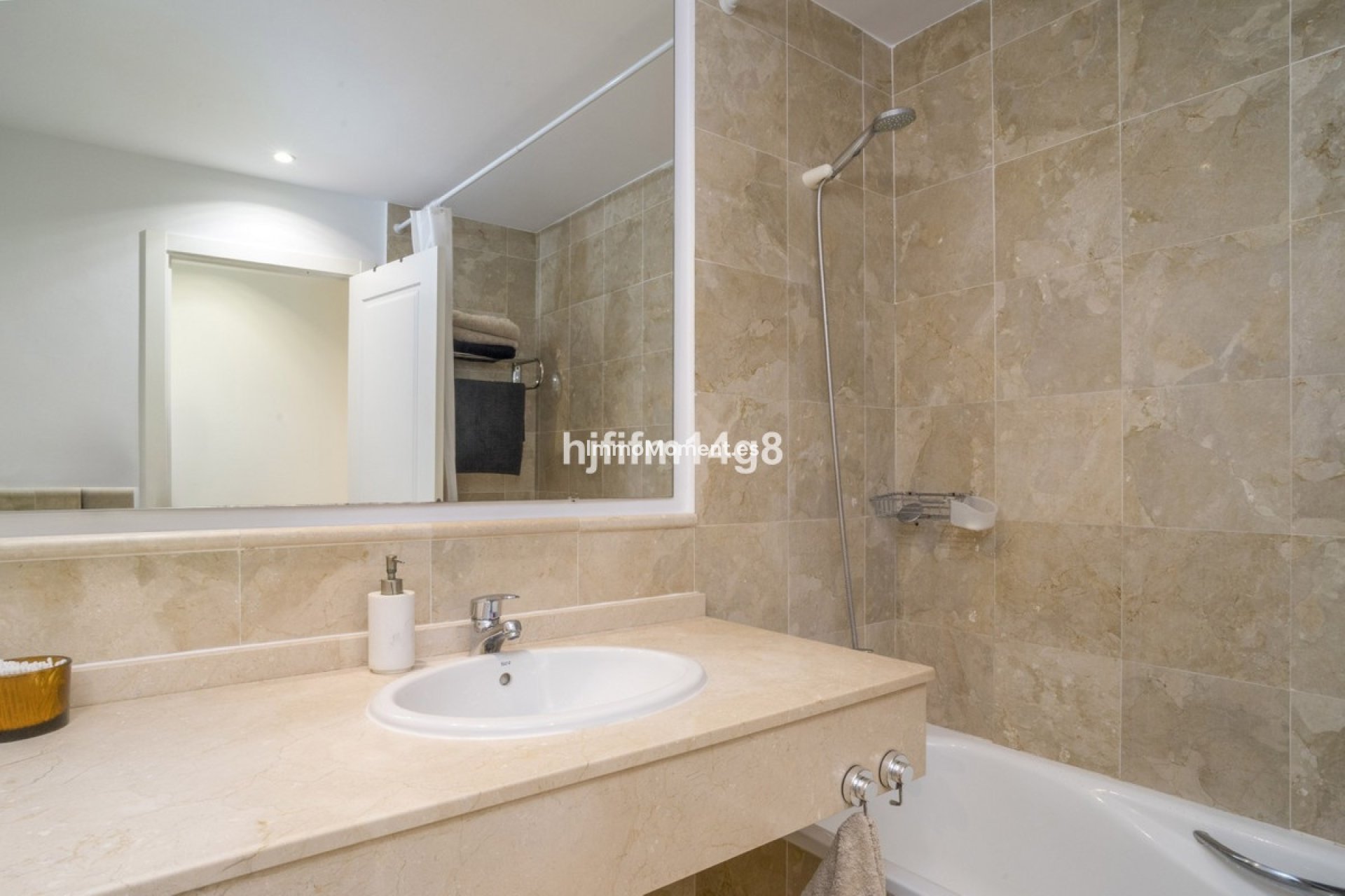 Revente - Appartement - Marbella - Nueva Andalucía