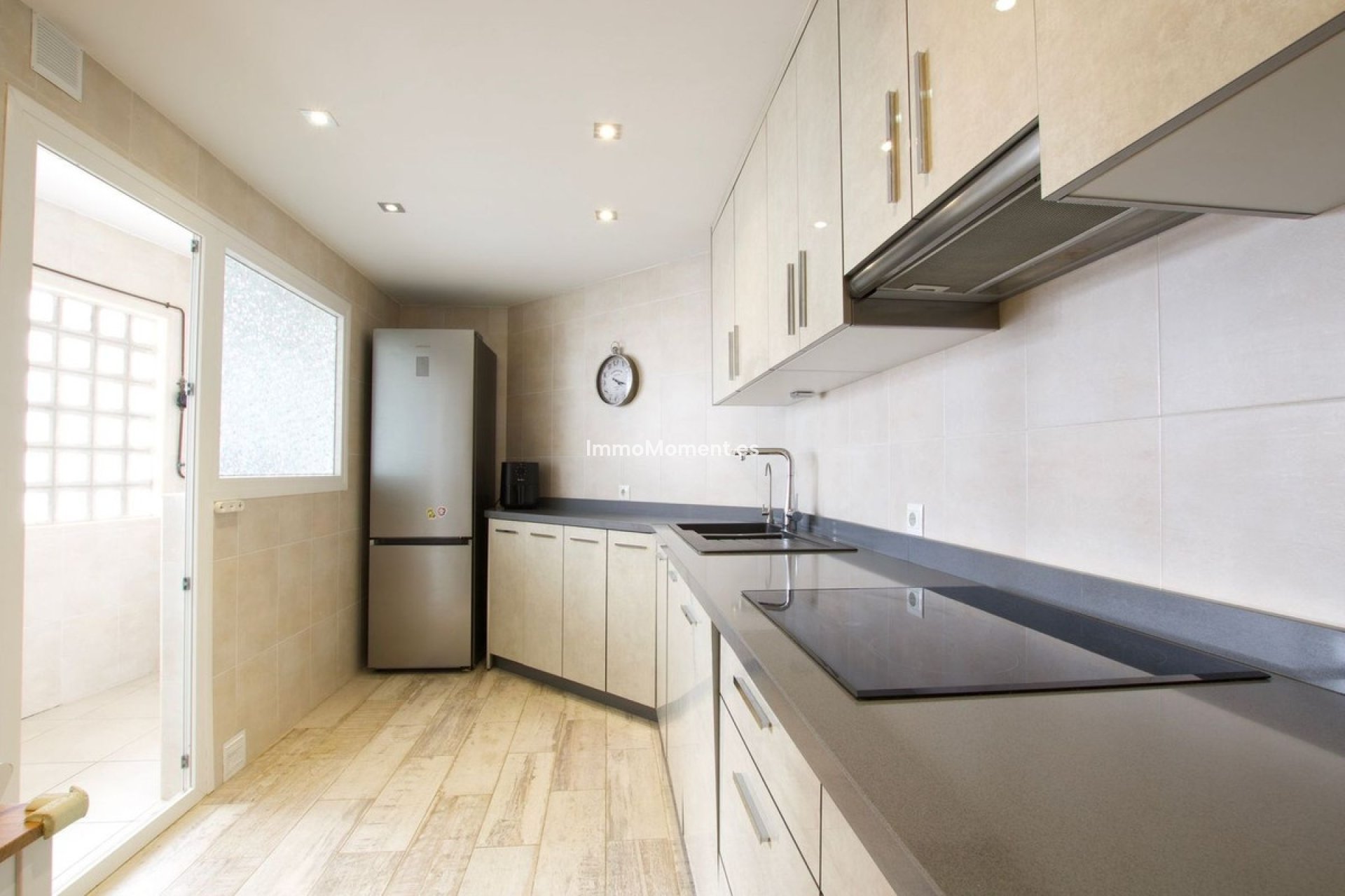 Revente - Appartement - Marbella - Nueva Andalucía