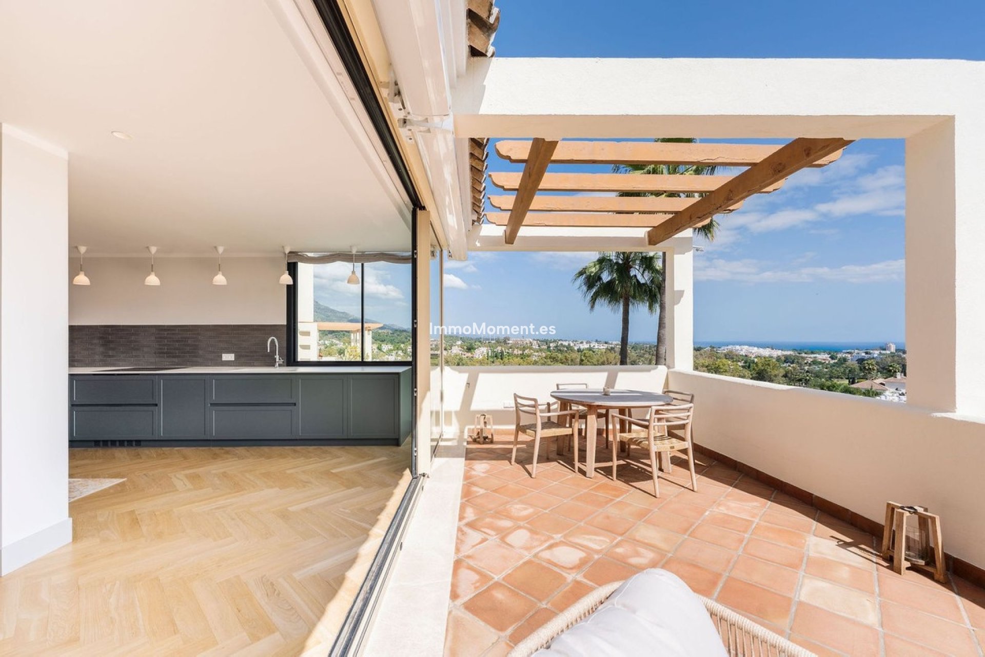 Revente - Appartement - Marbella - Nueva Andalucía