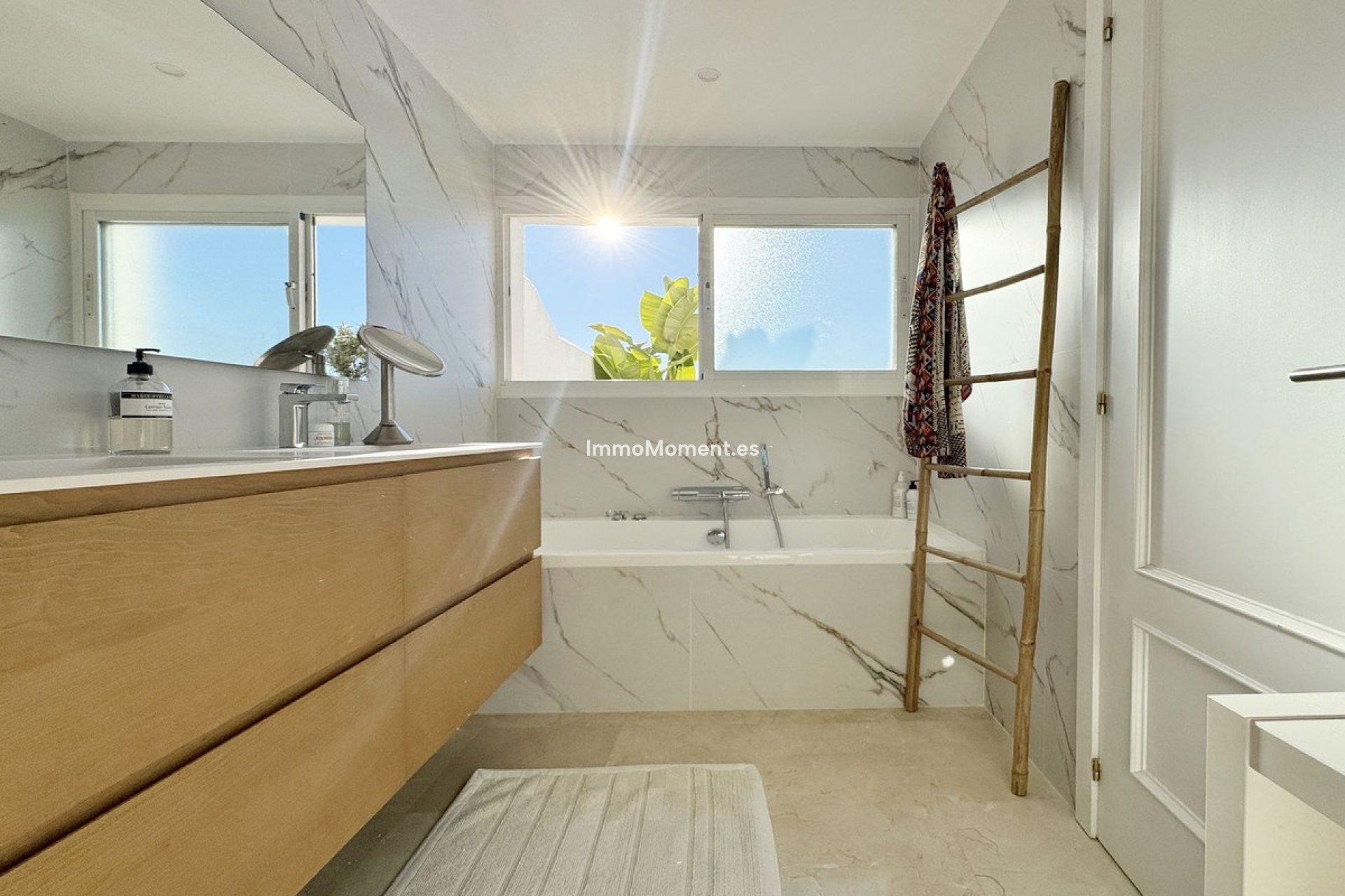 Revente - Appartement - Marbella - Nueva Andalucía