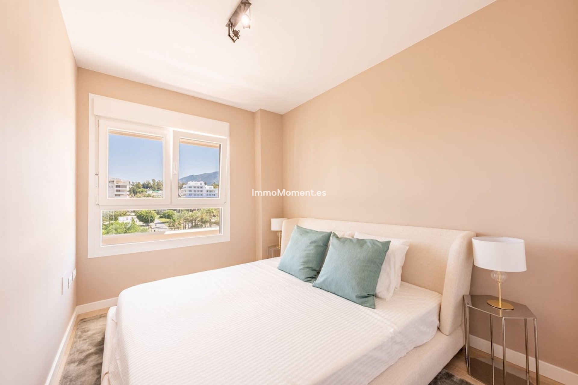 Revente - Appartement - Marbella - Nueva Andalucía