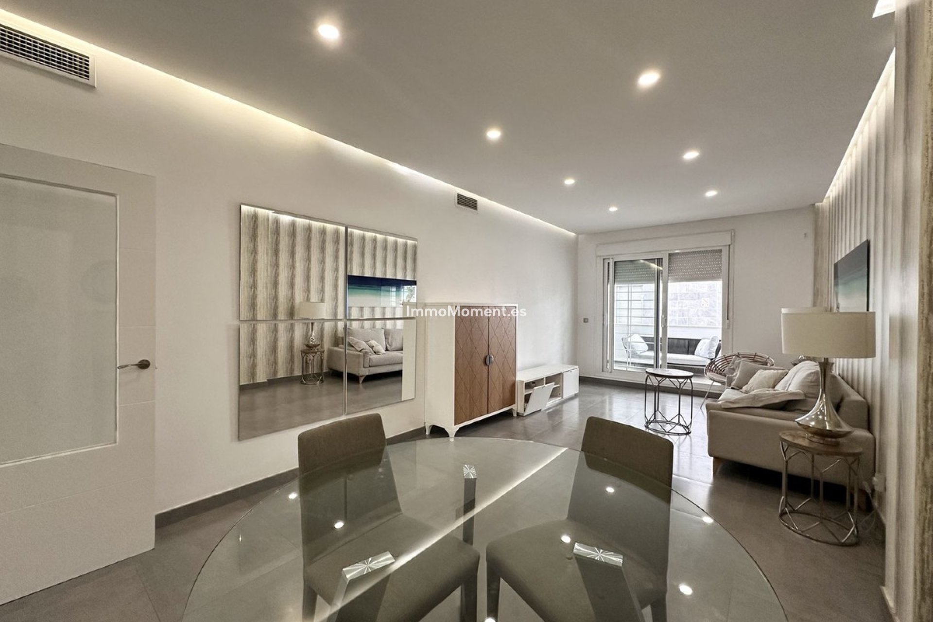 Revente - Appartement - Marbella - Nueva Andalucía