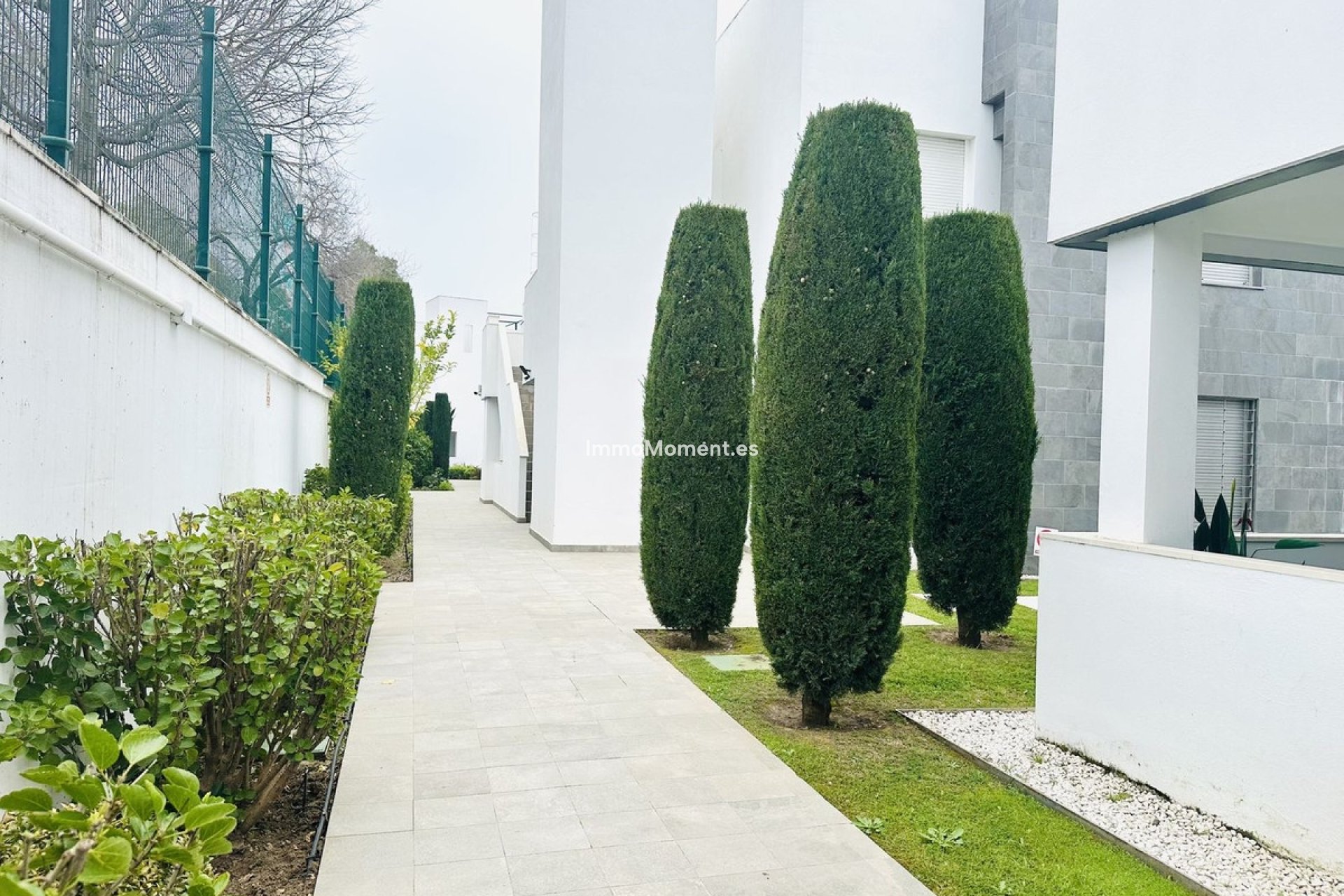 Revente - Appartement - Marbella - Nueva Andalucía