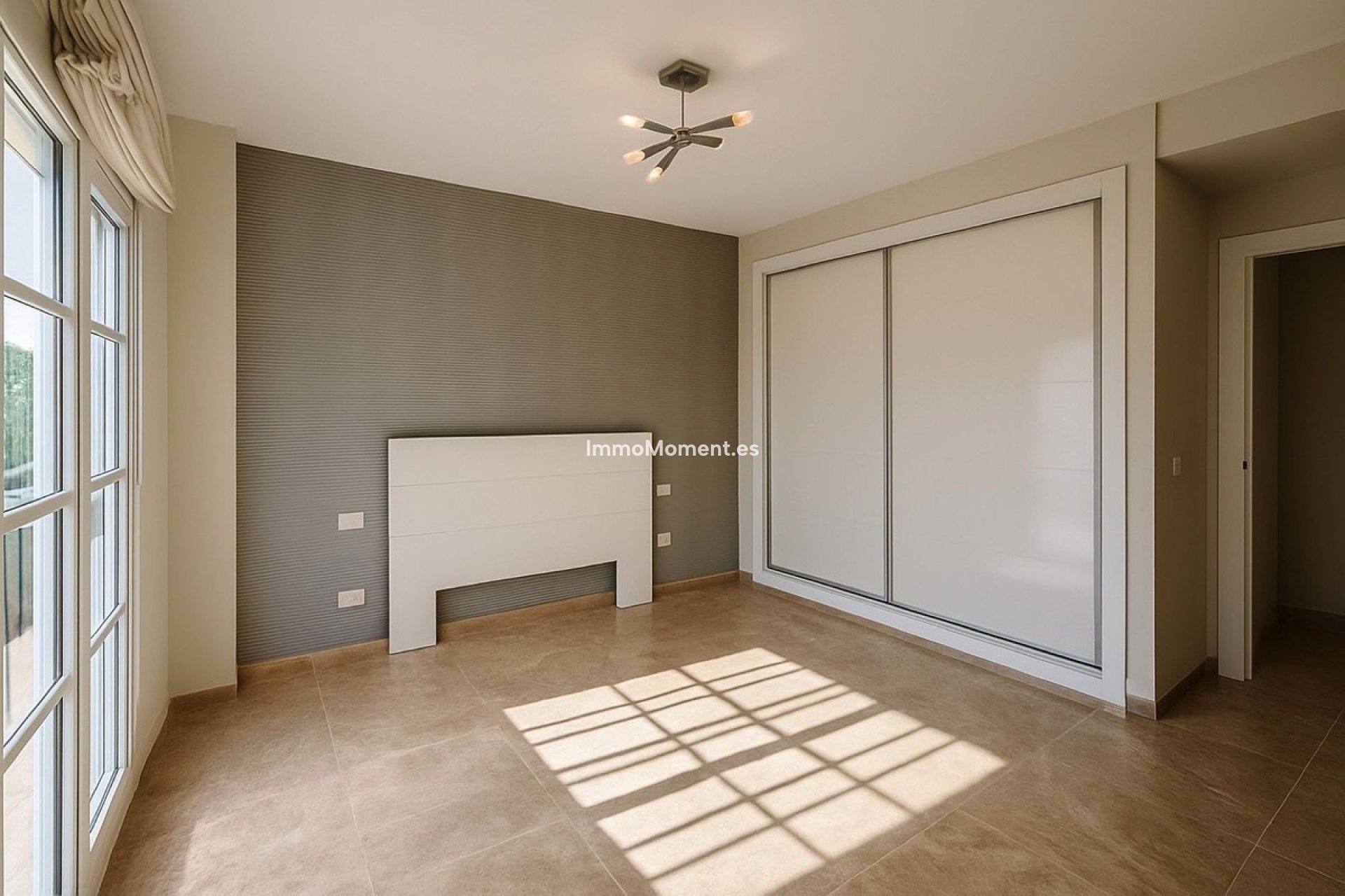 Revente - Appartement - Marbella - Nueva Andalucía