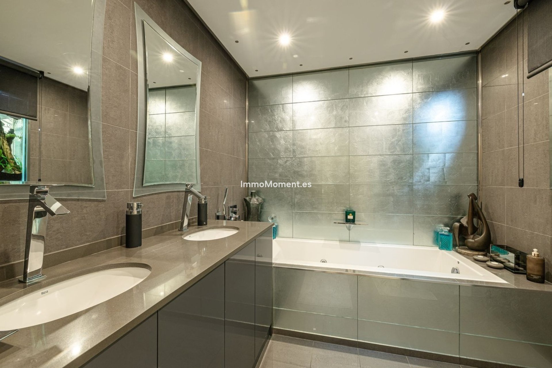 Revente - Appartement - Marbella - Nueva Andalucía