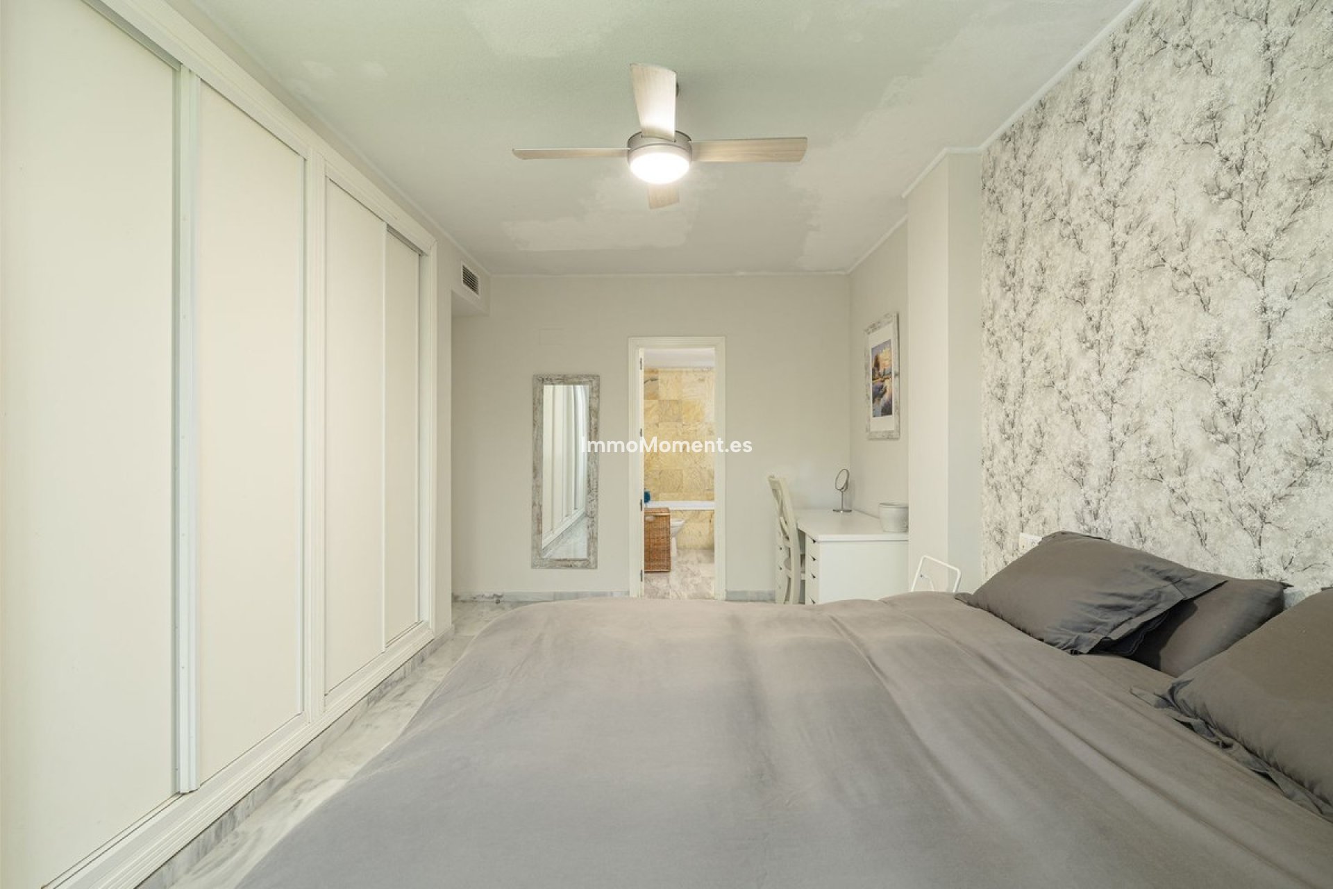 Revente - Appartement - Marbella - Nueva Andalucía