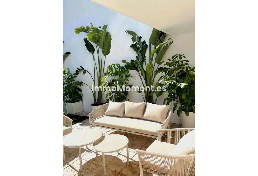 Revente - Appartement - Marbella - Nueva Andalucía