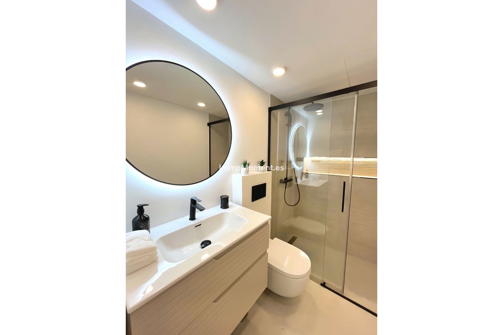 Revente - Appartement - Marbella - Nueva Andalucía