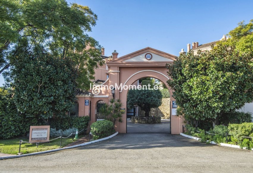 Revente - Appartement - Marbella - Nueva Andalucía